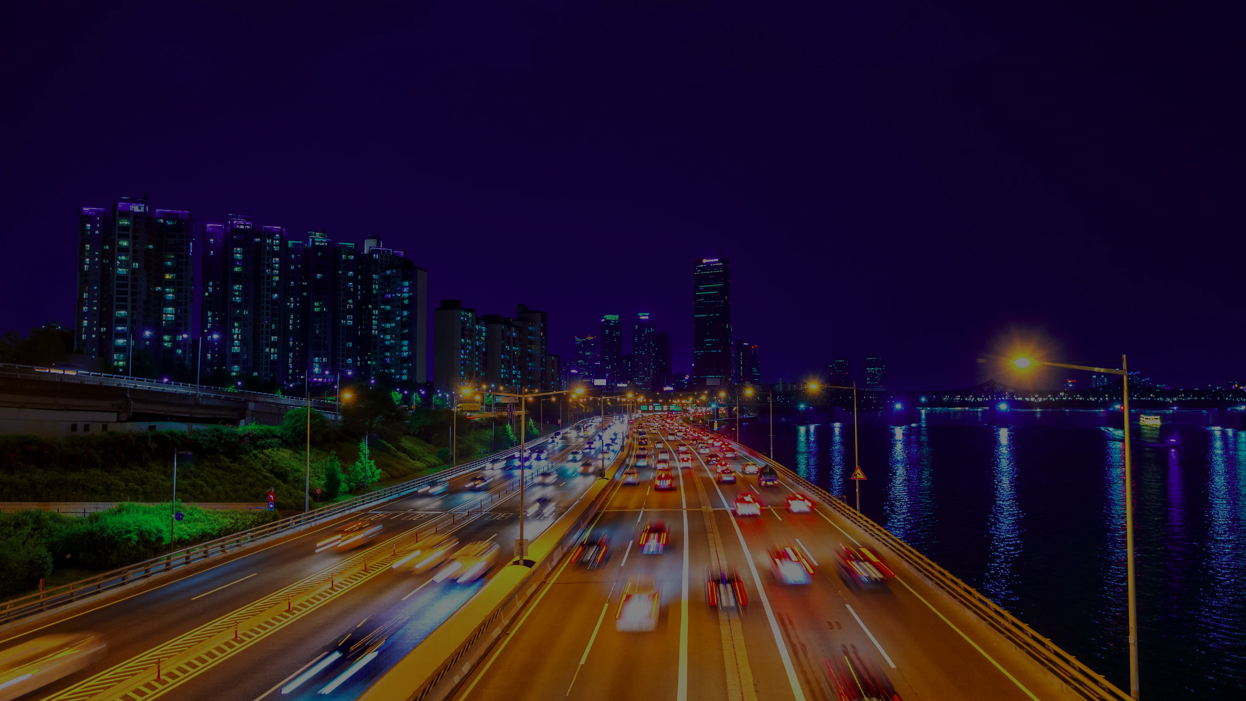 Background Image of TrafficPulse Analytics